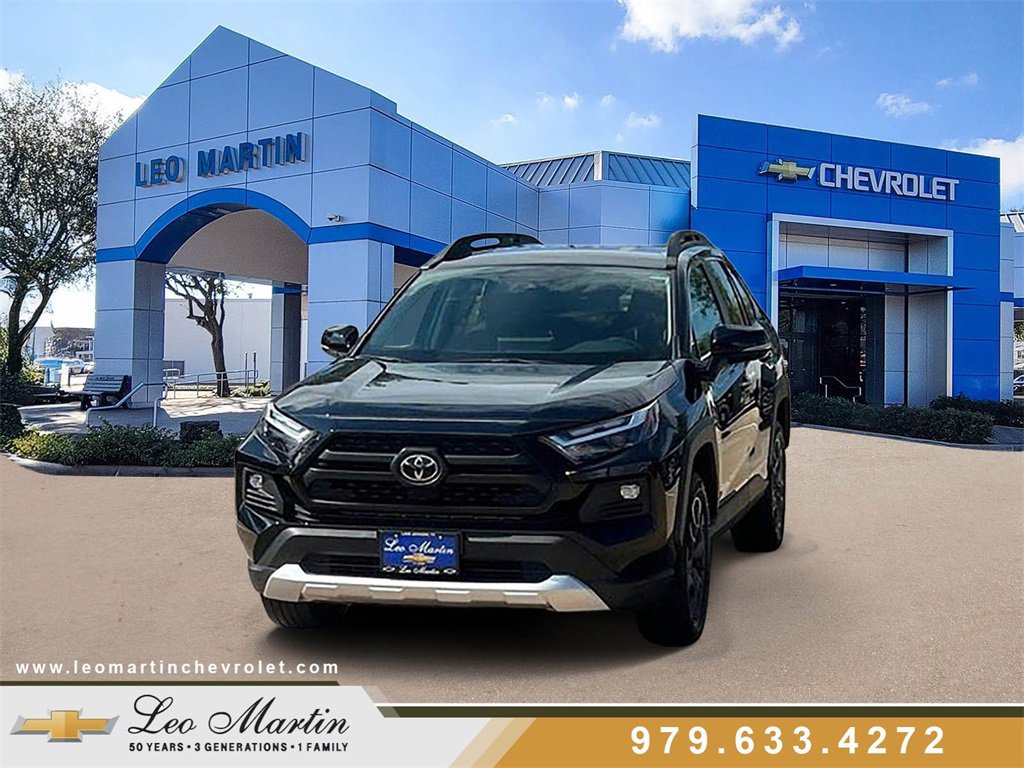 Used 2024 Toyota RAV4 Adventure video 1