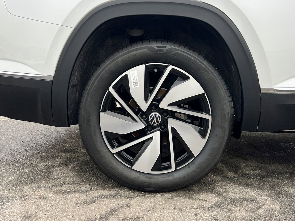 New 2026 Volkswagen Atlas SEL image 8