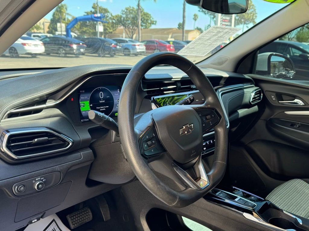 Used 2023 Chevrolet Bolt EUV LT image 12