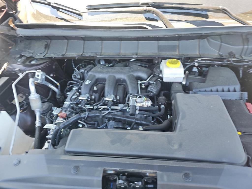 Used 2025 Nissan Pathfinder SL image 22