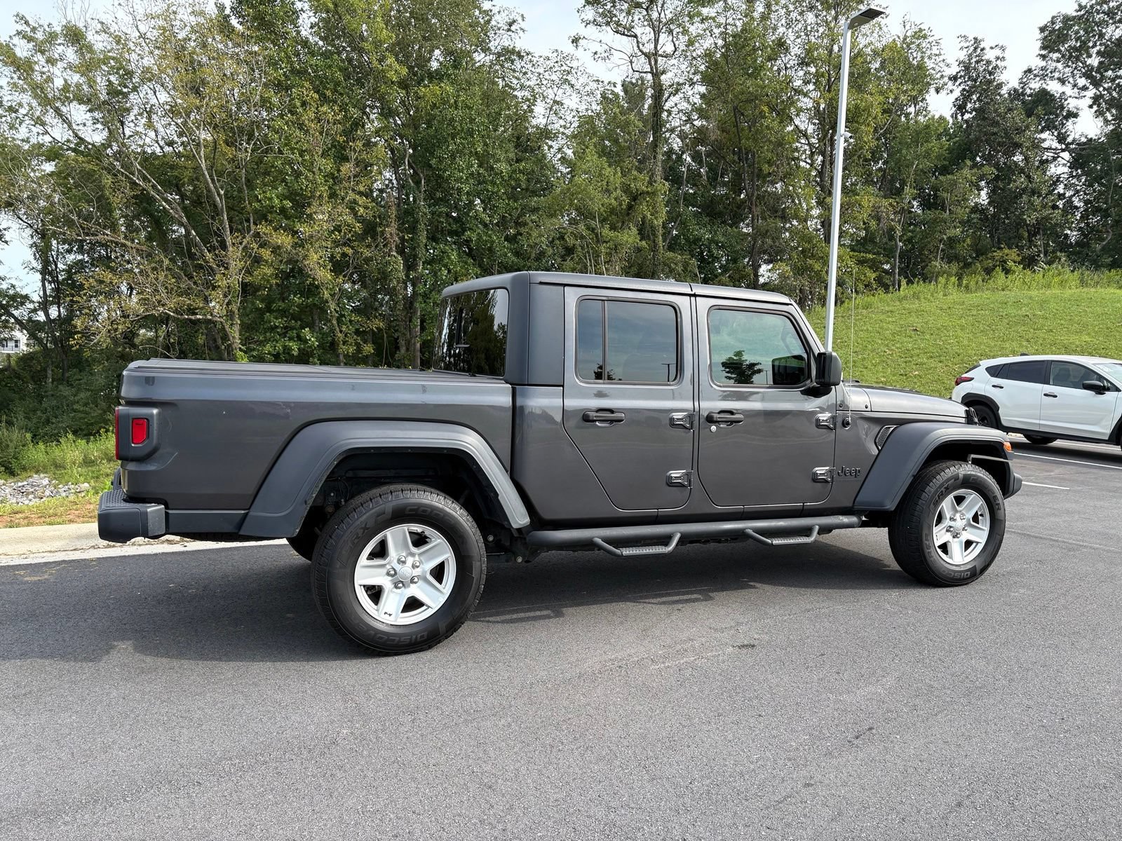 Used 2020 Jeep Gladiator Sport w/ Quick Order Package 24S AWD/4WD image 8