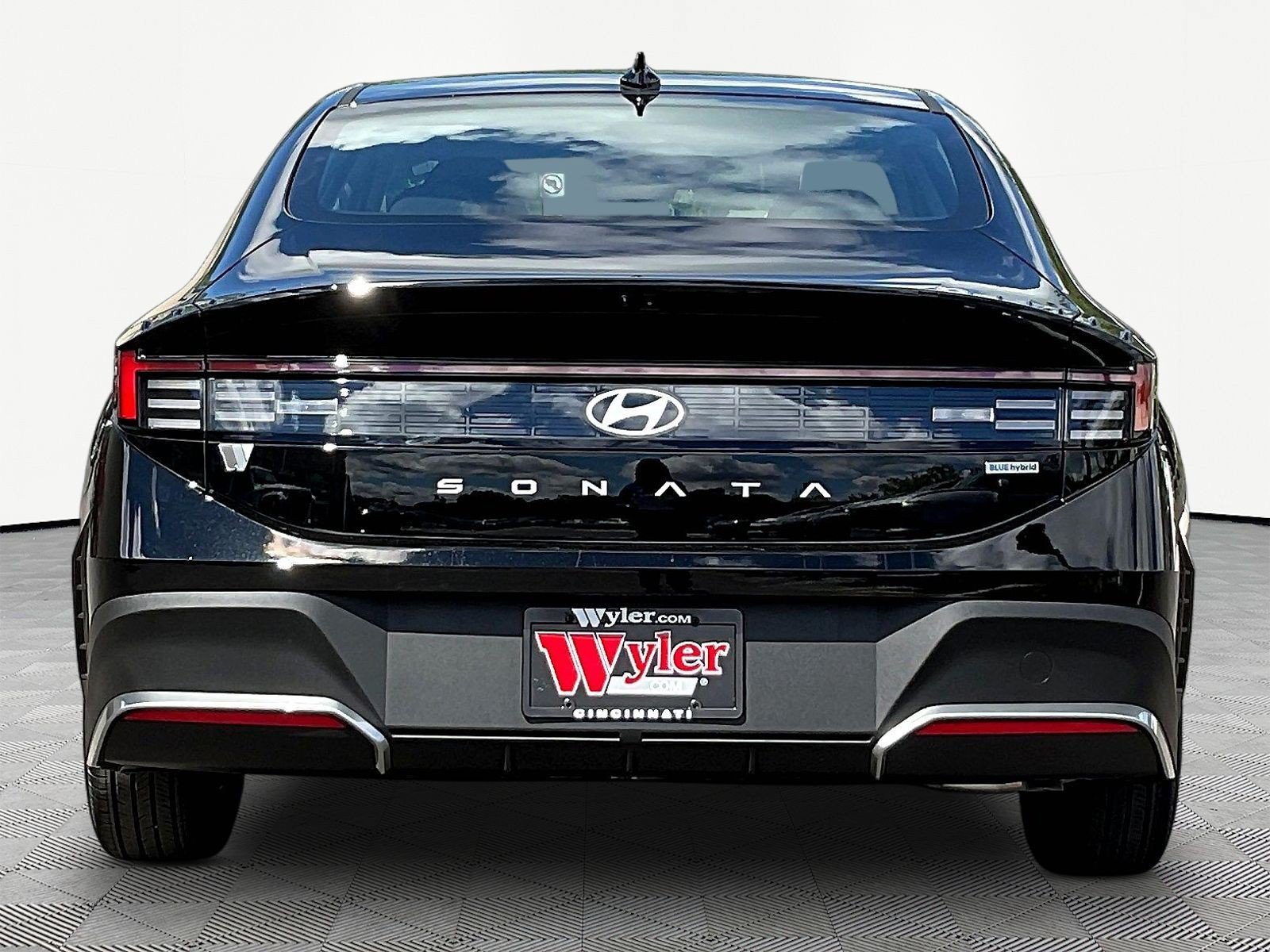 New 2026 Hyundai Sonata Blue FWD image 5
