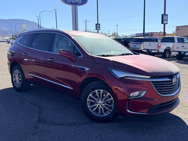 Used 2023 Buick Enclave Essence AWD/4WD image 1