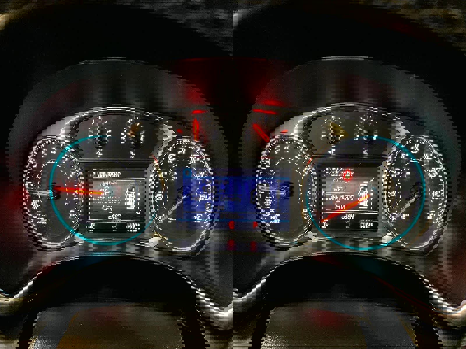 Used 2023 Chevrolet Equinox LT image 25