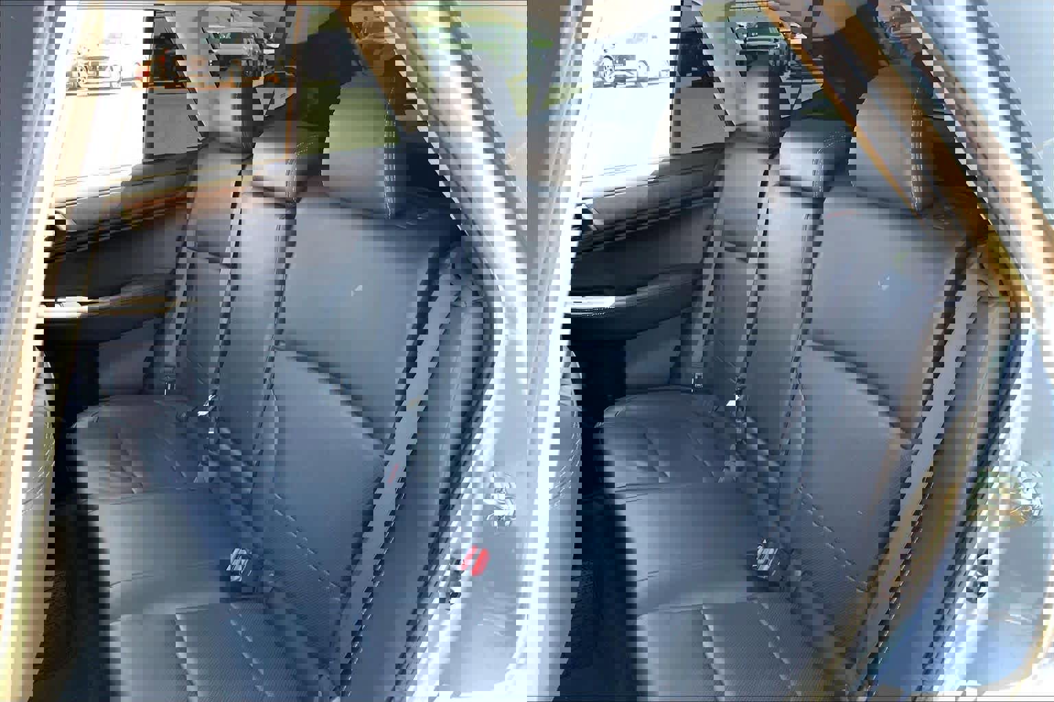 Used 2015 Subaru Outback 3.6R Limited image 21