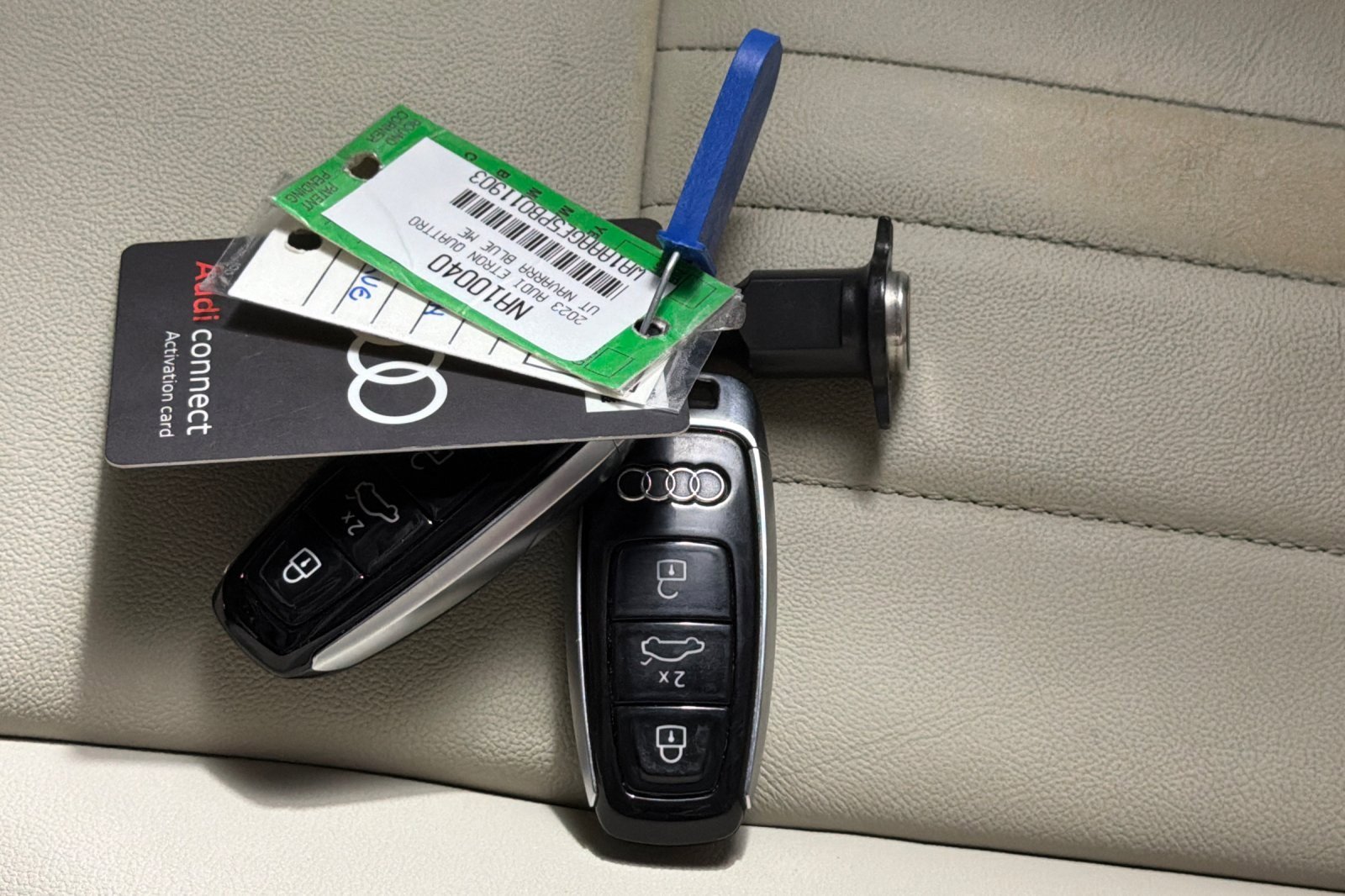 Certified 2023 Audi e-tron Premium w/ Convenience Plus Package image 22