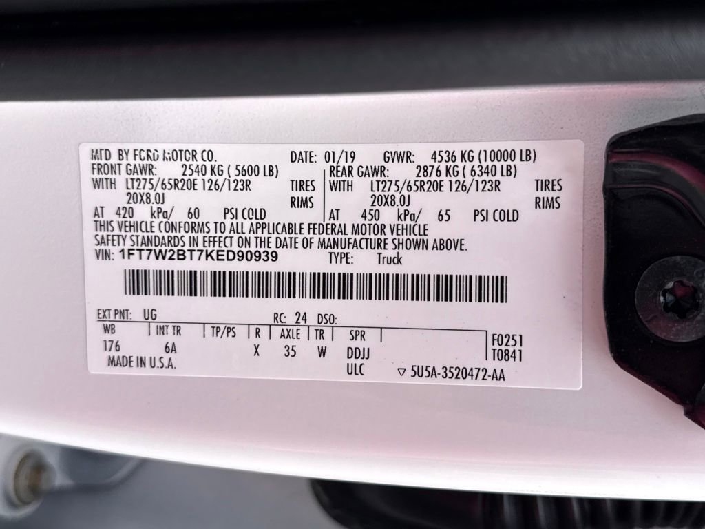 Used 2019 Ford F250 Lariat w/ Chrome Package image 29