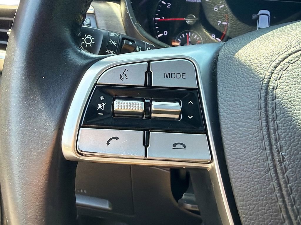 Used 2022 Kia Telluride SX w/ Towing Package FWD image 39