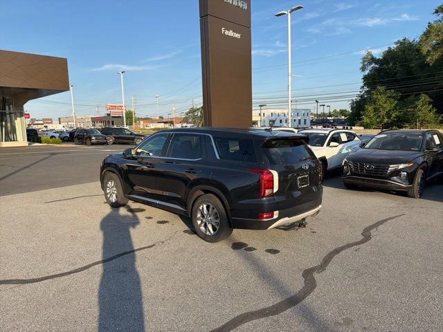 Used 2022 Hyundai Palisade SE AWD/4WD image 4