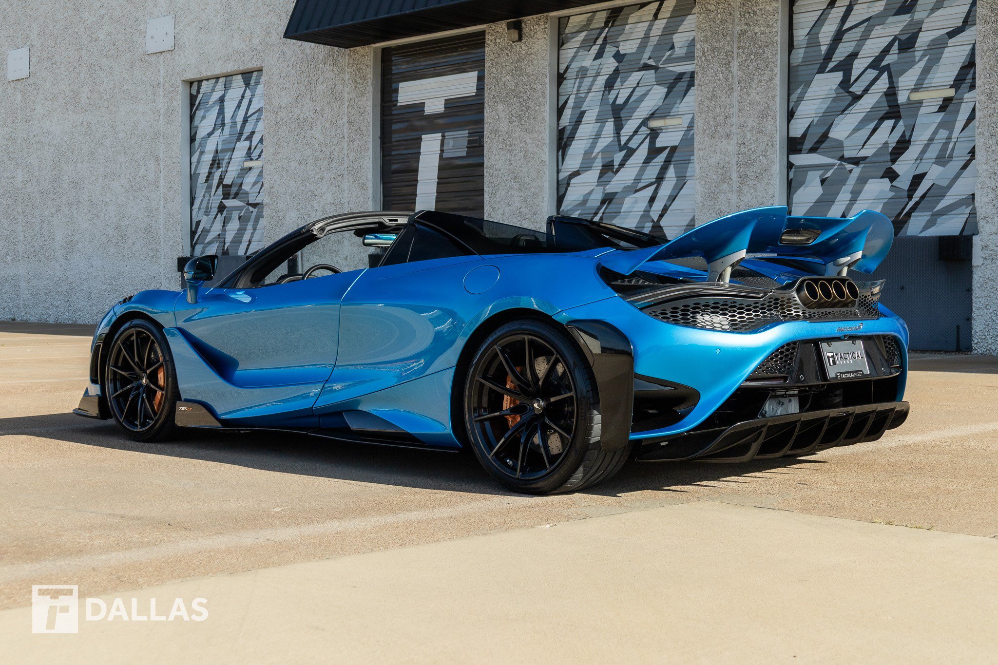 Used 2022 McLaren 765LT RWD image 10