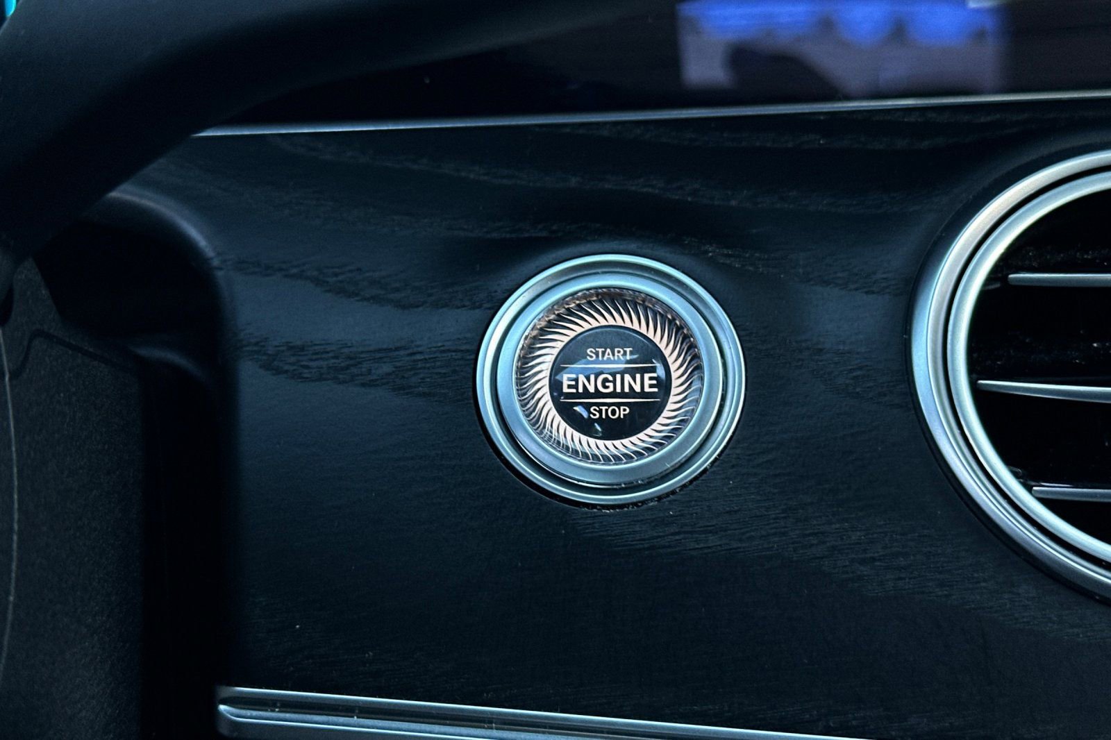 Certified 2022 Mercedes-Benz E 350 Sedan image 23