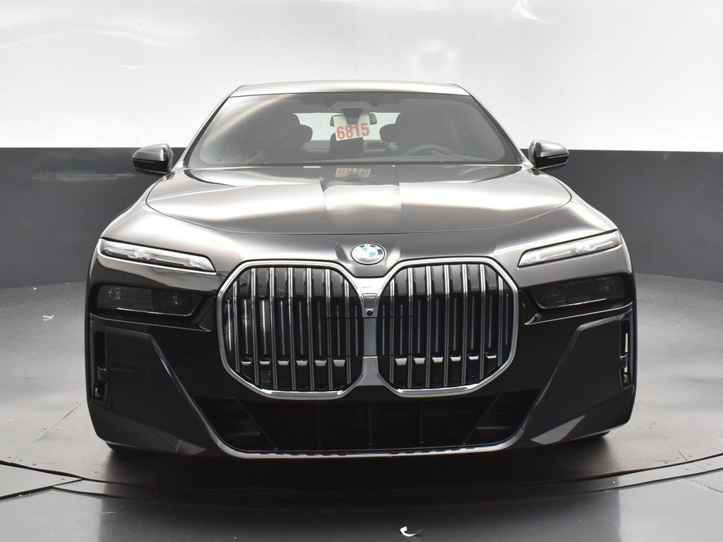 New 2026 BMW 740i xDrive w/ Executive Package image 10