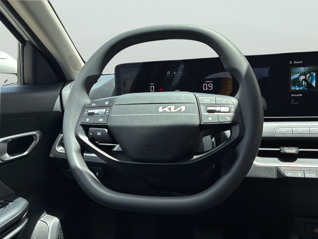 New 2026 Kia K4 FWD image 19