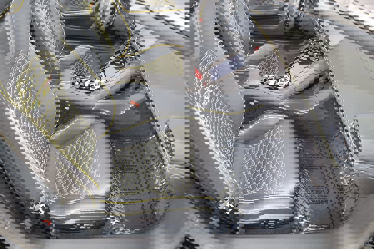 Used 2023 Lamborghini Huracan EVO image 18