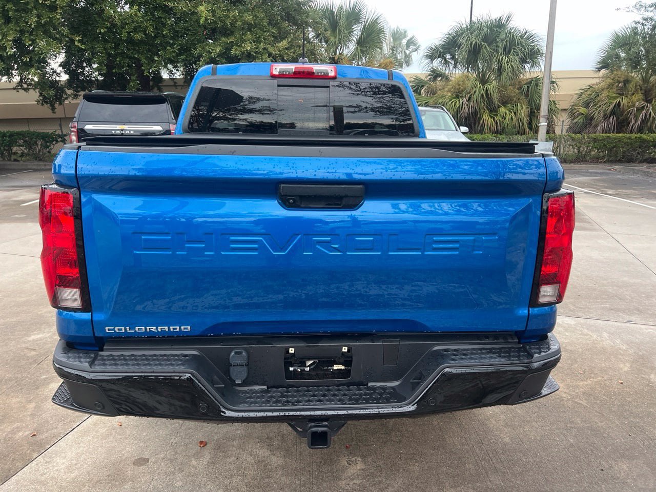 Used 2023 Chevrolet Colorado W/T w/ Safety Package RWD image 4