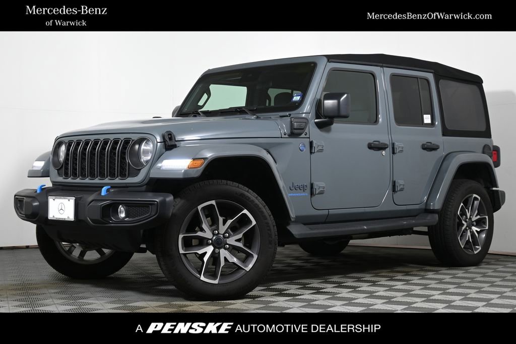 Used 2024 Jeep Wrangler Unlimited w/ Technology Group image 1
