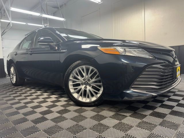 Used 2018 Toyota Camry XLE w/ Audio Package image 1