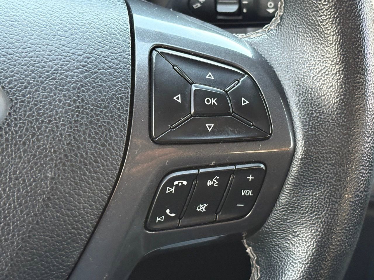 Used 2019 Ford Ranger Lariat w/ Equipment Group 501A Mid image 24