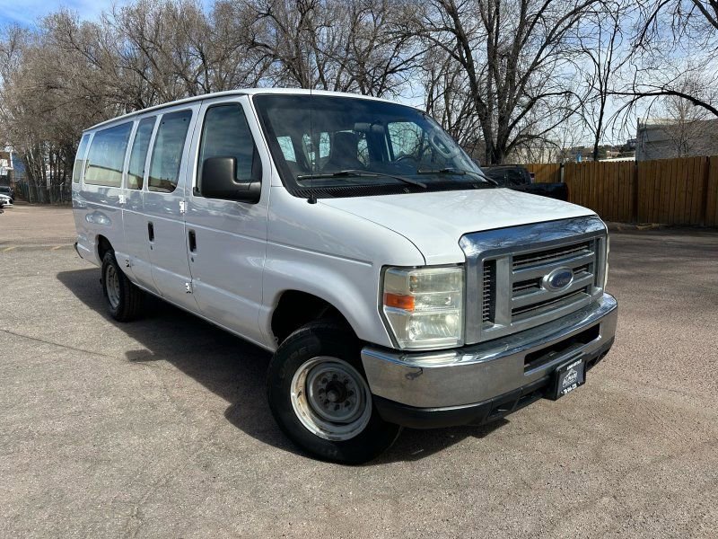 Used 2011 Ford E-350 and Econoline 350 XLT RWD image 1