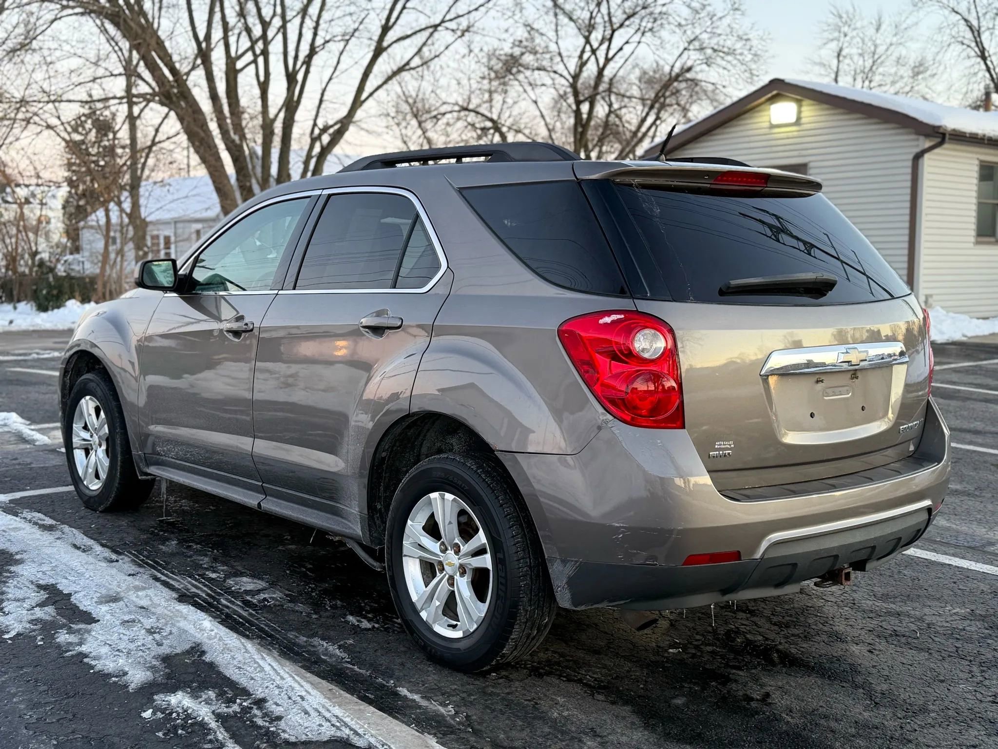 Used 2011 Chevrolet Equinox LT image 3