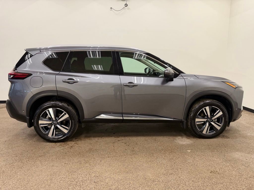 Used 2023 Nissan Rogue SL w/ SL Premium Package image 8