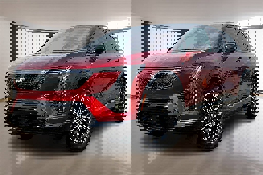 New 2025 Cadillac Optiq Sport 2