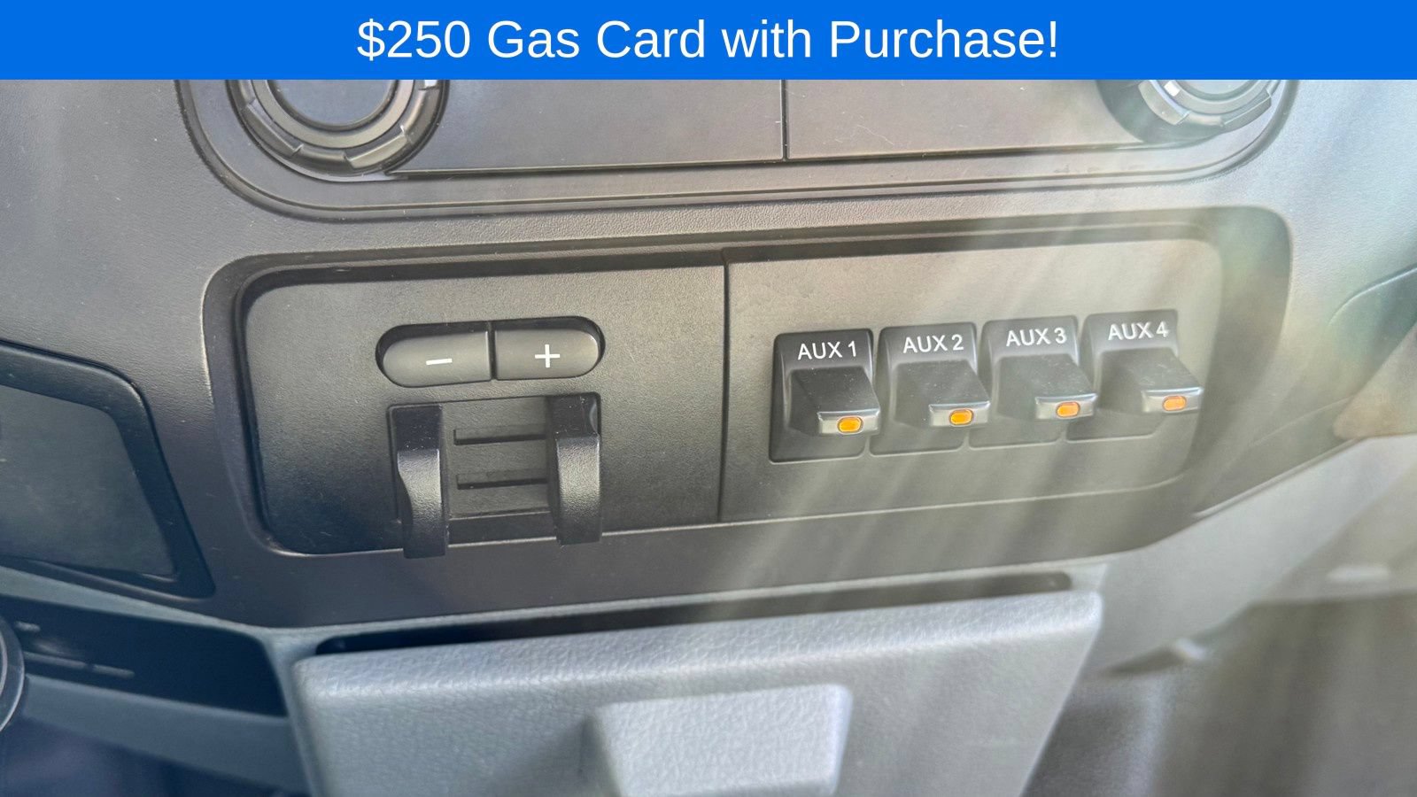 Used 2015 Ford F250 XL w/ Power Equipment Group AWD/4WD image 26