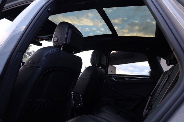Used 2023 Porsche Macan S image 42