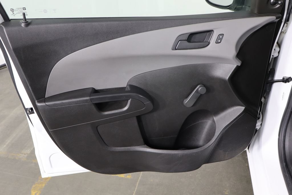 Used 2017 Chevrolet Sonic LT FWD image 18
