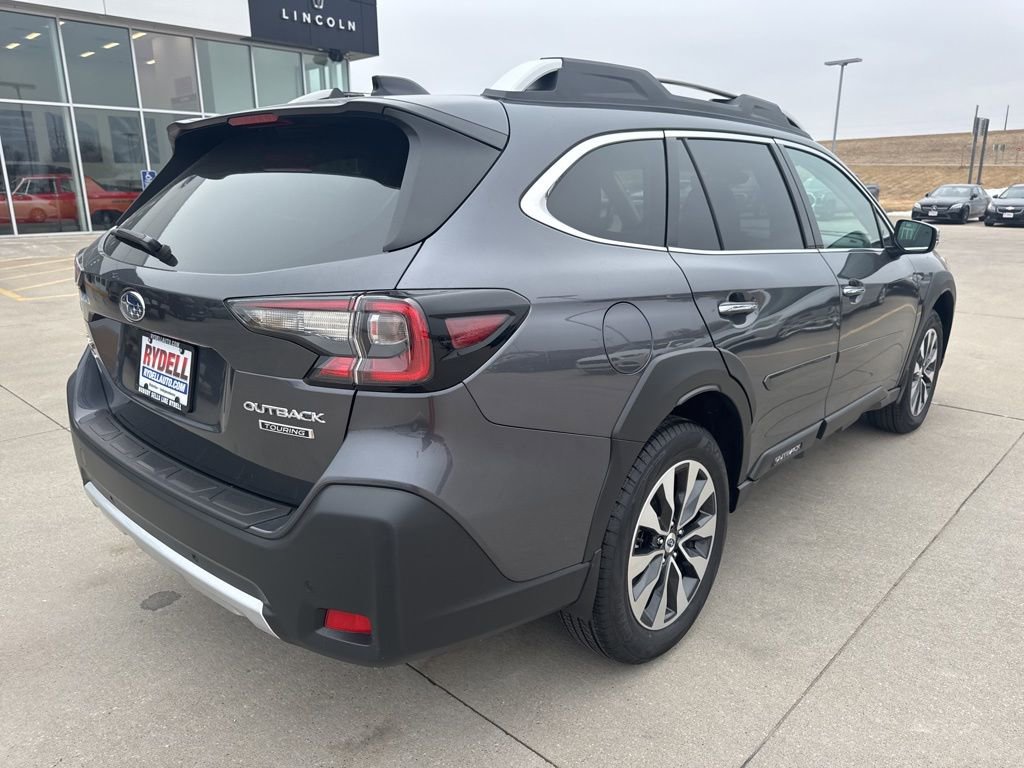 Used 2025 Subaru Outback Touring image 29