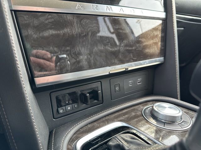 Certified 2024 Nissan Armada Platinum w/ Captain's Chairs Package AWD/4WD image 28