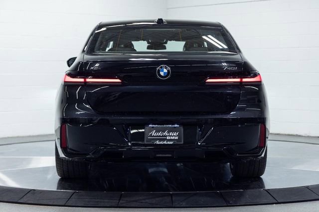 New 2026 BMW 740i xDrive image 10
