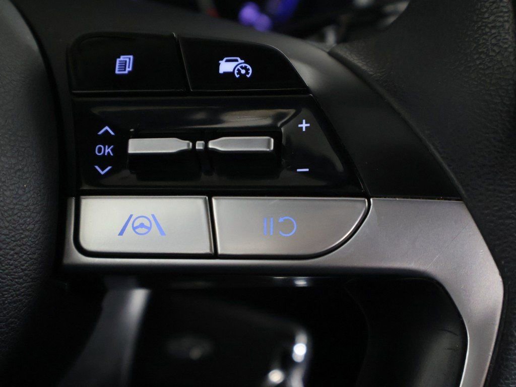 Used 2022 Hyundai Tucson SE image 36