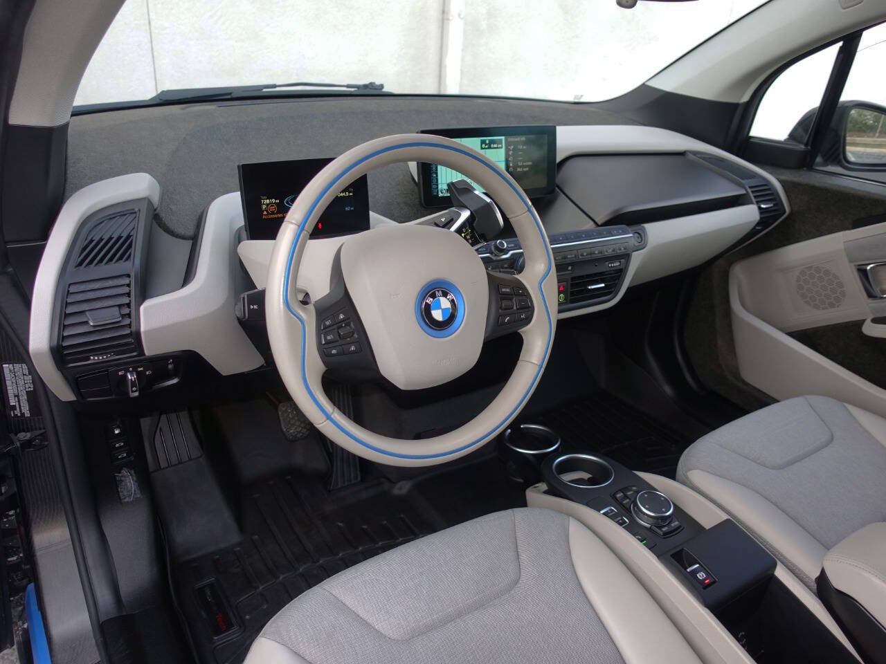 Used 2015 BMW i3 w/ Range Extender RWD image 32