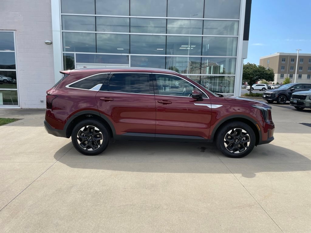 Used 2024 Kia Sorento S w/ Panoramic Sunroof Package AWD/4WD image 4
