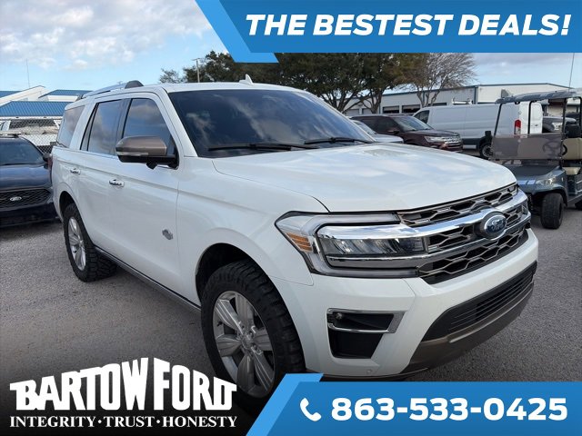 Used 2024 Ford Expedition King Ranch image 3