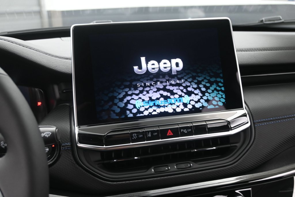 New 2027 Jeep Compass Limited AWD/4WD image 23