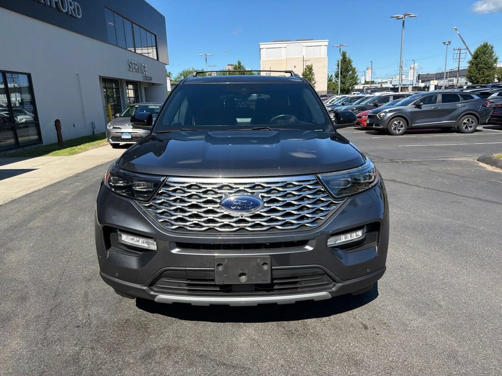 Used 2020 Ford Explorer Platinum w/ Premium Technology Package AWD/4WD image 4