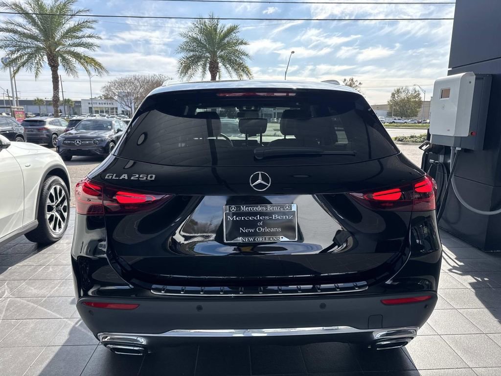 Used 2025 Mercedes-Benz GLA 250 image 6