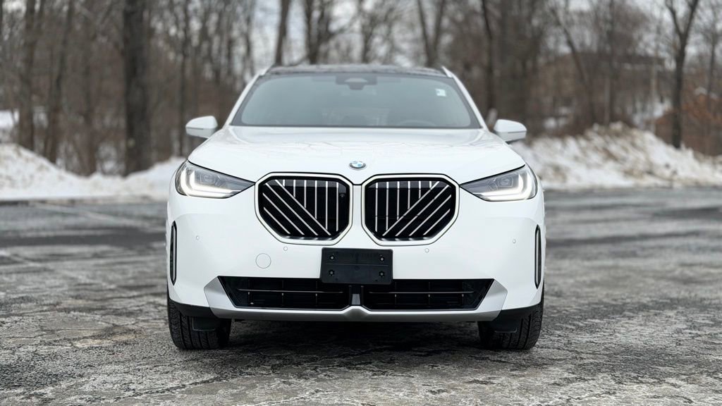 Certified 2025 BMW X3 xDrive30i w/ Premium Package image 9