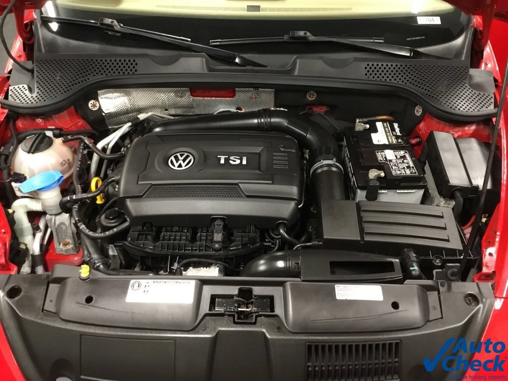 Used 2014 Volkswagen Beetle R-Line FWD image 42