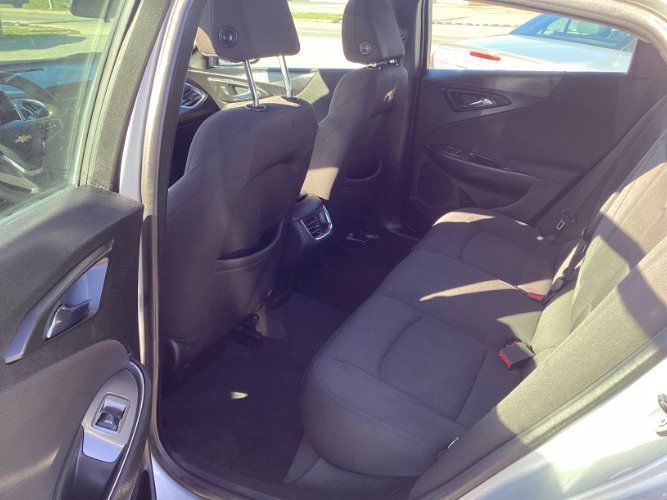 Used 2018 Chevrolet Malibu LT image 6