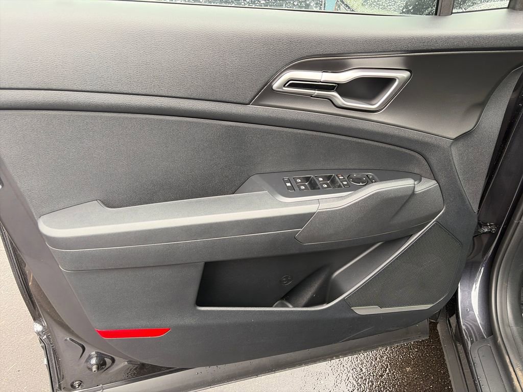 New 2026 Kia Sportage LX AWD/4WD image 15