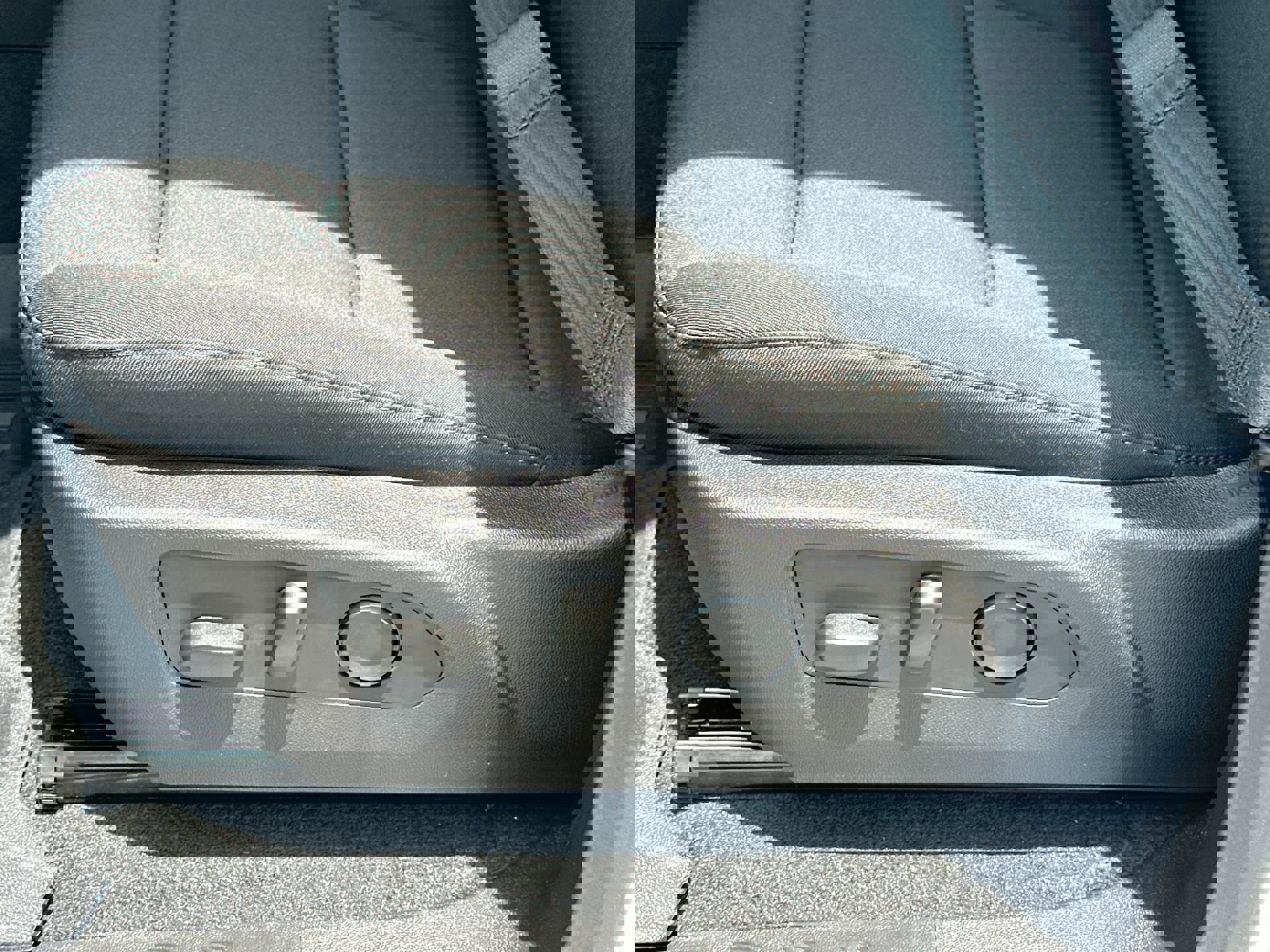 New 2026 Chevrolet Colorado W/T w/ WT Custom Package image 18