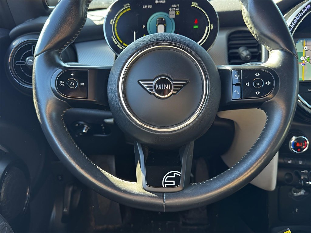 Used 2022 MINI Cooper SE image 17