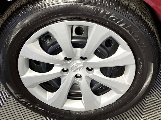 Used 2026 Toyota Corolla LE image 27