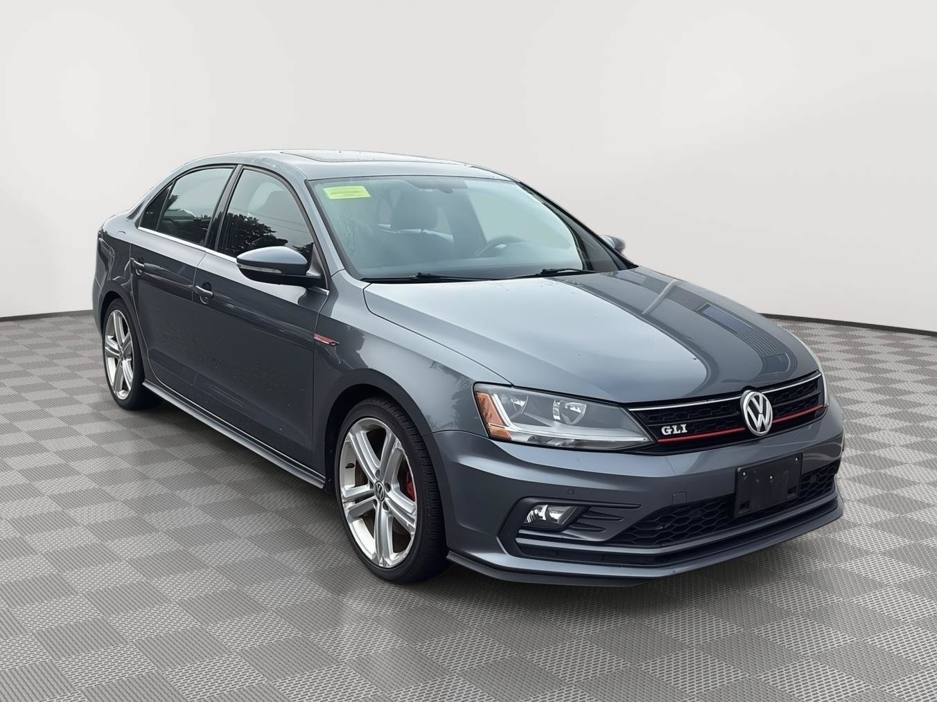 Used 2017 Volkswagen Jetta GLI FWD image 3