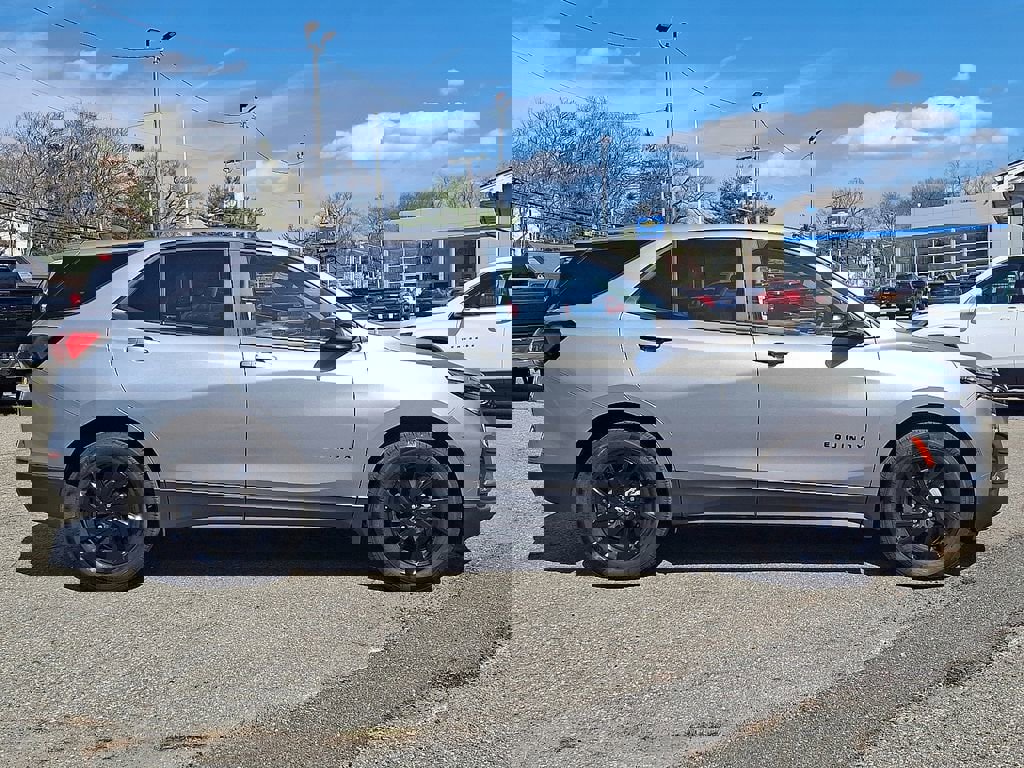 Used 2023 Chevrolet Equinox LS w/ LS Convenience Package image 7