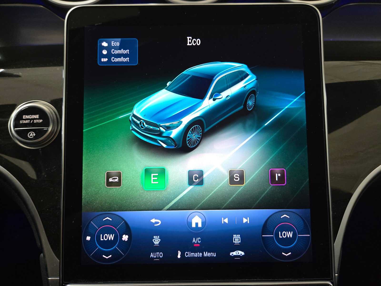 Used 2026 Mercedes-Benz GLC 300 4MATIC image 30