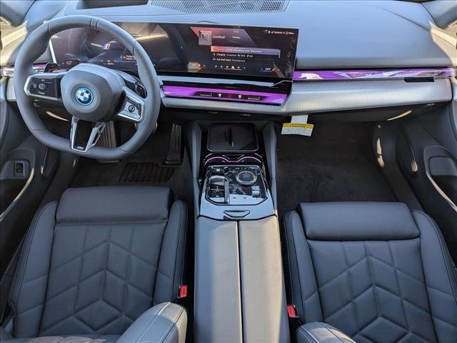 New 2026 BMW 550e xDrive AWD/4WD image 16
